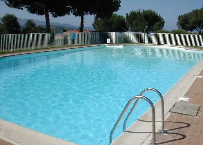 T2 Vue A Porticcio, Proche Aeroport Ajaccio Porticcio (Corsica)